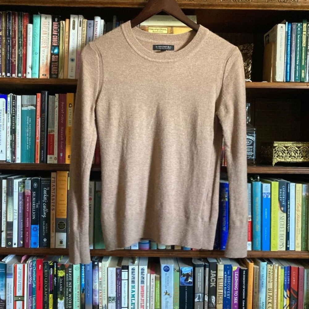 Banana Republic Crew Neck Sweater